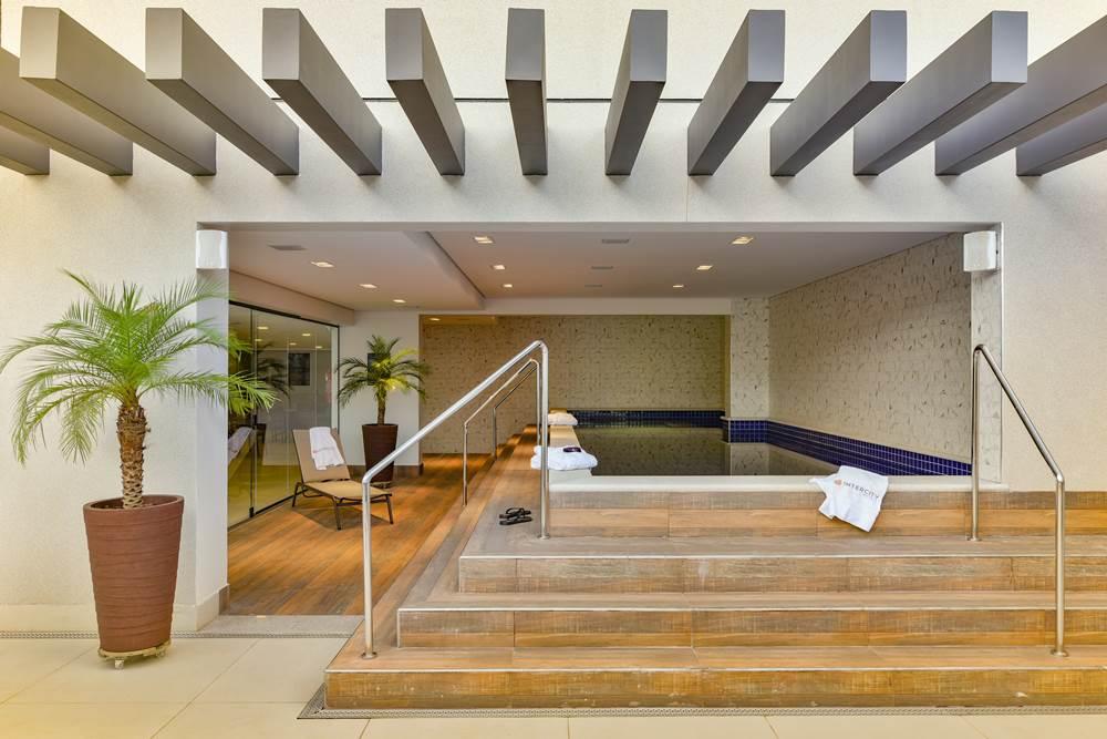 Intercity Hotel